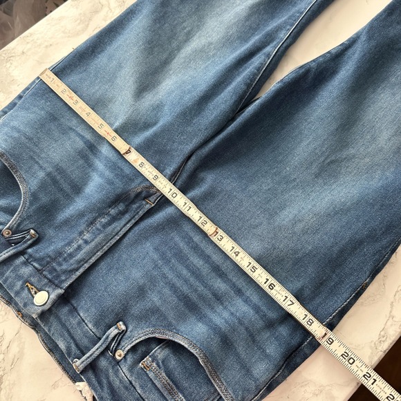 GOOD AMERICAN Good Legs Crop Mini Bootcut Jeans In Blue811 women's size 10/31 - Picture 12 of 14